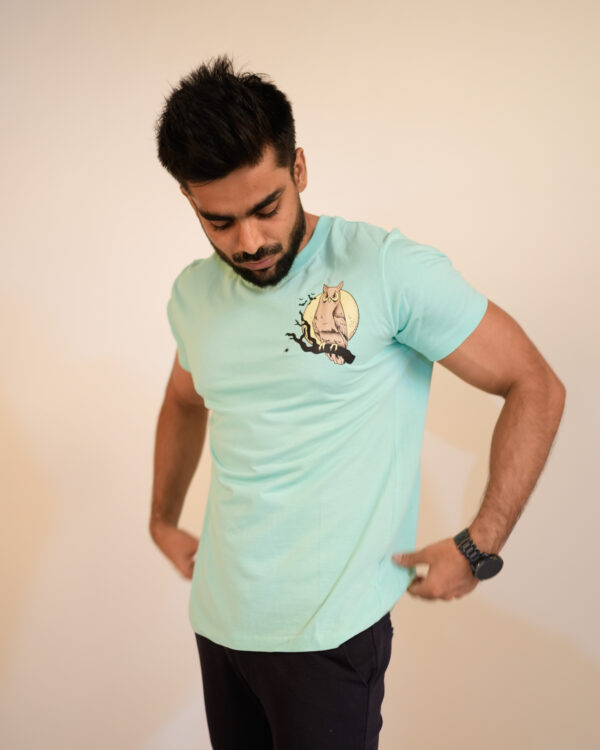 Owl Printed Air Flick Tee