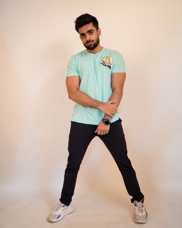 Air Flick Tee - Owl Printed Edition