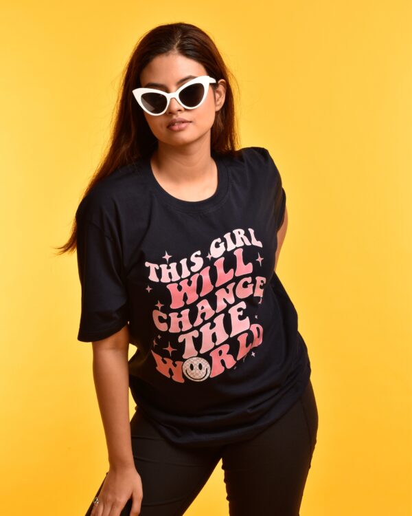 Oversized Tee - The Girl