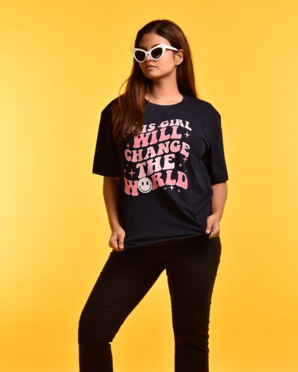 Oversized Tee - The Girl
